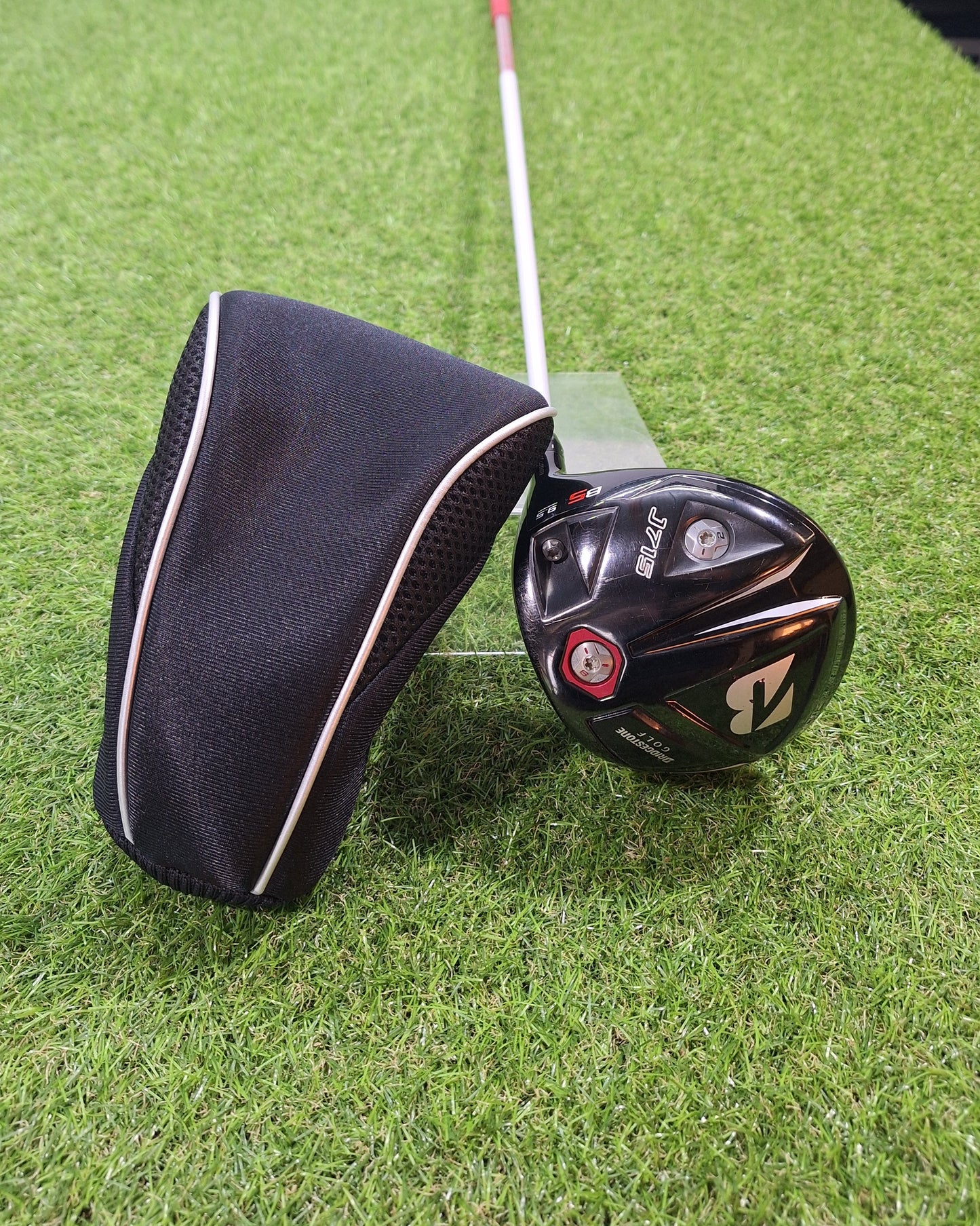 Bridgestone - J715 B5 Driver - 9.5 Deg - Fubuki AT60 Stiff - RH - VERY GOOD