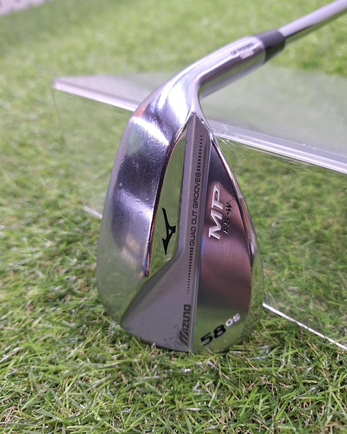 Mizuno - MP-R5 W Grind - 58/05 - Dynamic Gold - RH - VERY GOOD