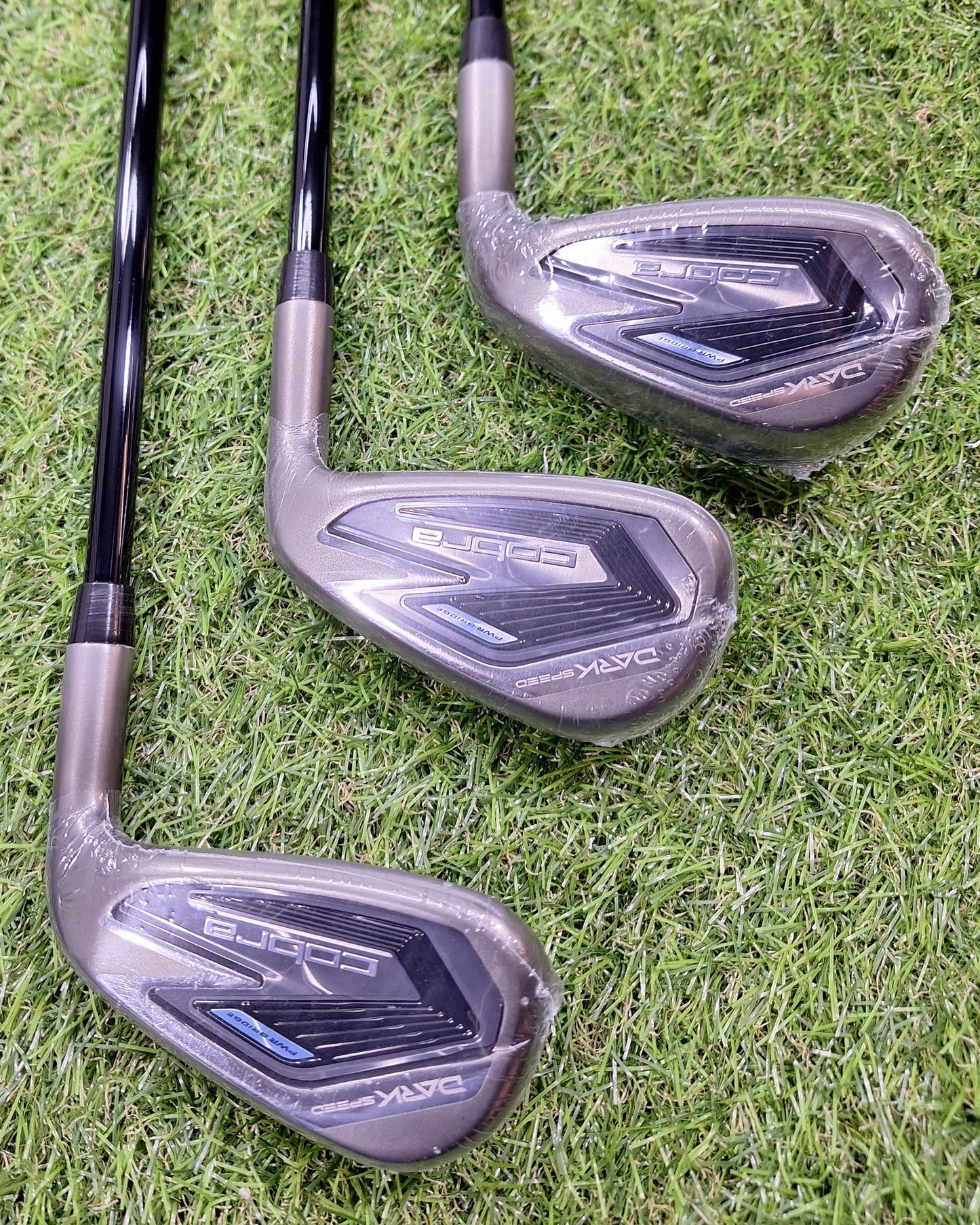 Cobra - Darkspeed Irons - #6-PW+SW - Superlite 55g Womens - RH - BRAND NEW