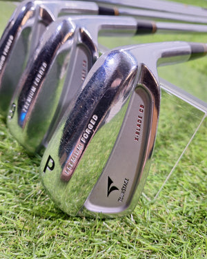 Bridgestone - Tourstage X-Blade CB (2006) - #5-PW - Dy Gold S200 - RH - VERY GOOD