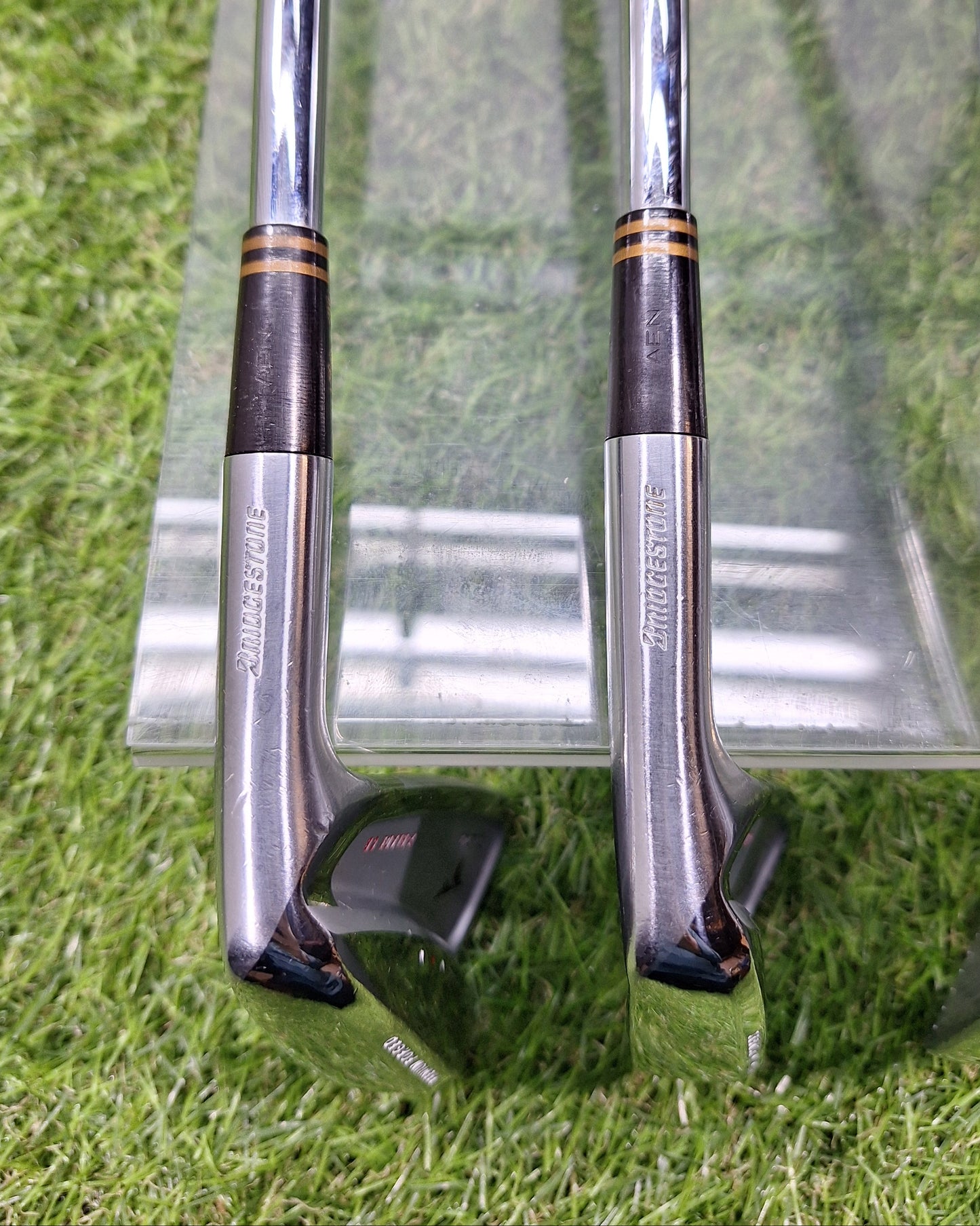 Bridgestone - Tourstage X-Blade CB (2006) - #5-PW - Dy Gold S200 - RH - VERY GOOD