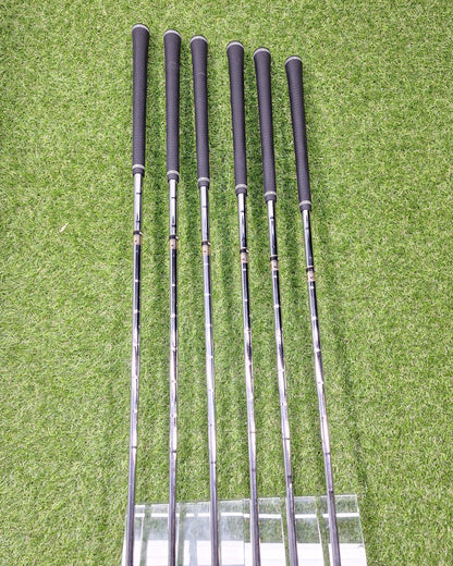 Bridgestone - Tourstage X-Blade CB (2006) - #5-PW - Dy Gold S200 - RH - VERY GOOD