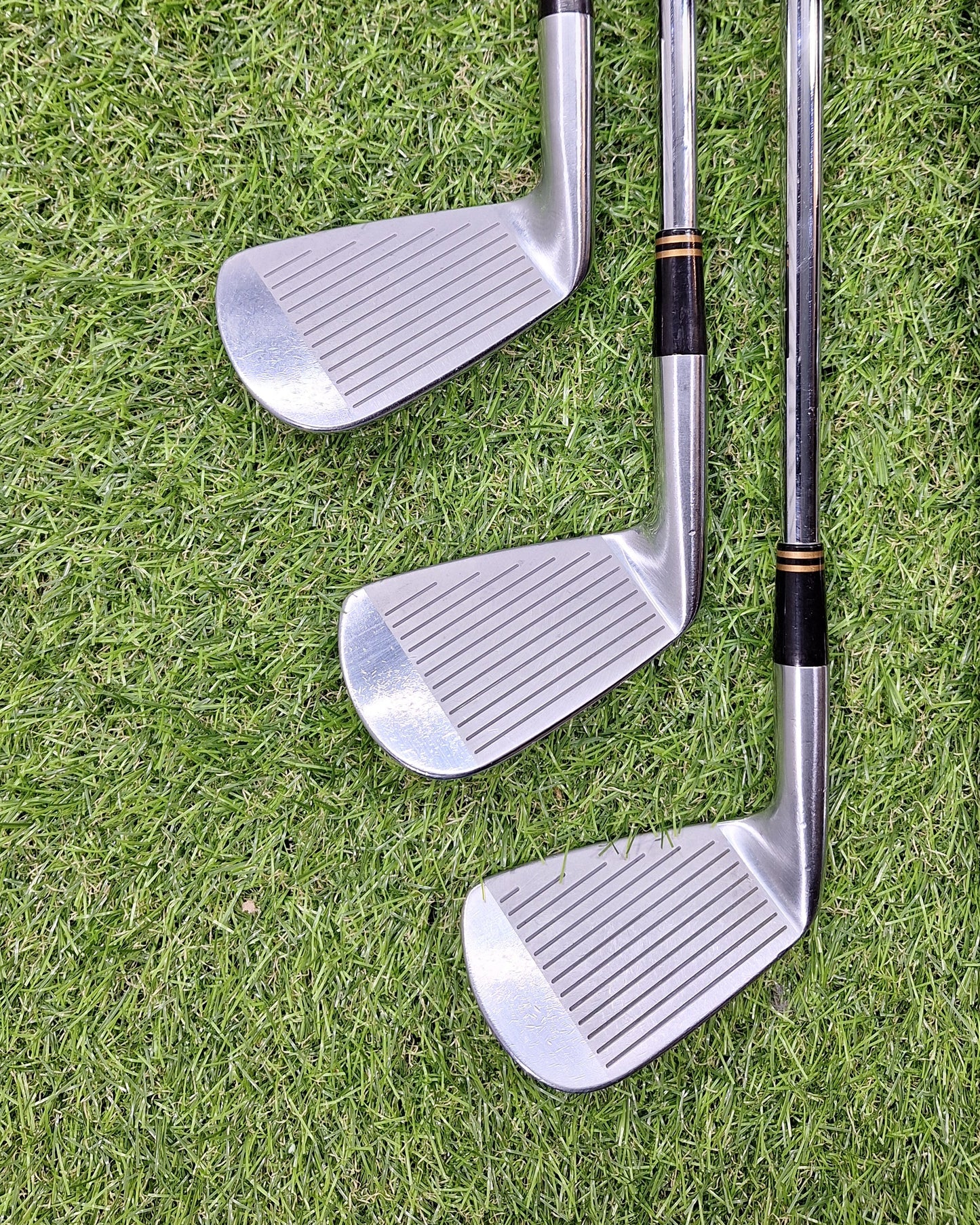Bridgestone - Tourstage X-Blade CB (2006) - #5-PW - Dy Gold S200 - RH - VERY GOOD