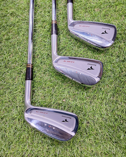 Bridgestone - Tourstage X-Blade CB (2006) - #5-PW - Dy Gold S200 - RH - VERY GOOD