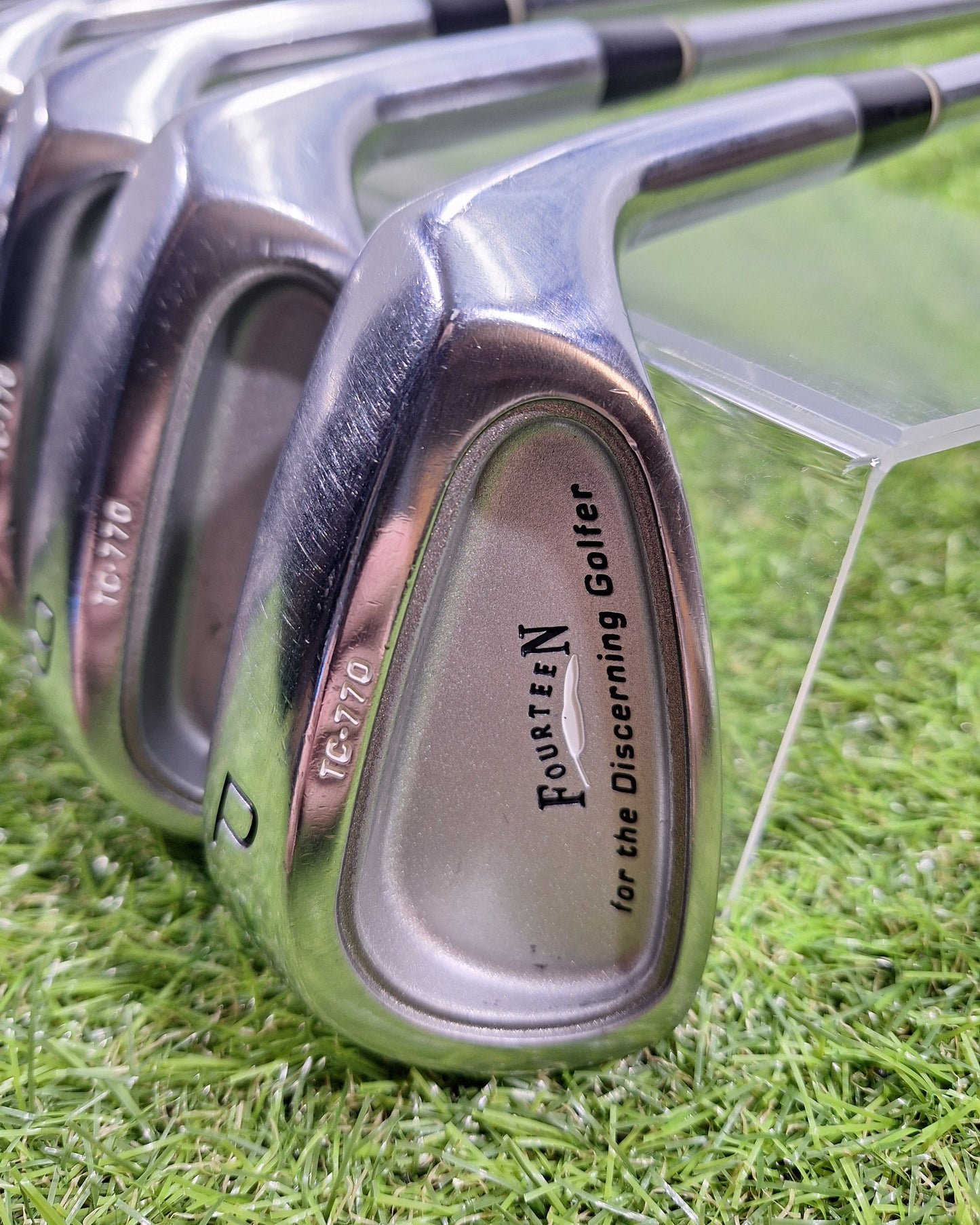 Fourteen - TC770 Forged (2006) - #4-PW - NS PRO 950GH Reg - RH - VERY GOOD
