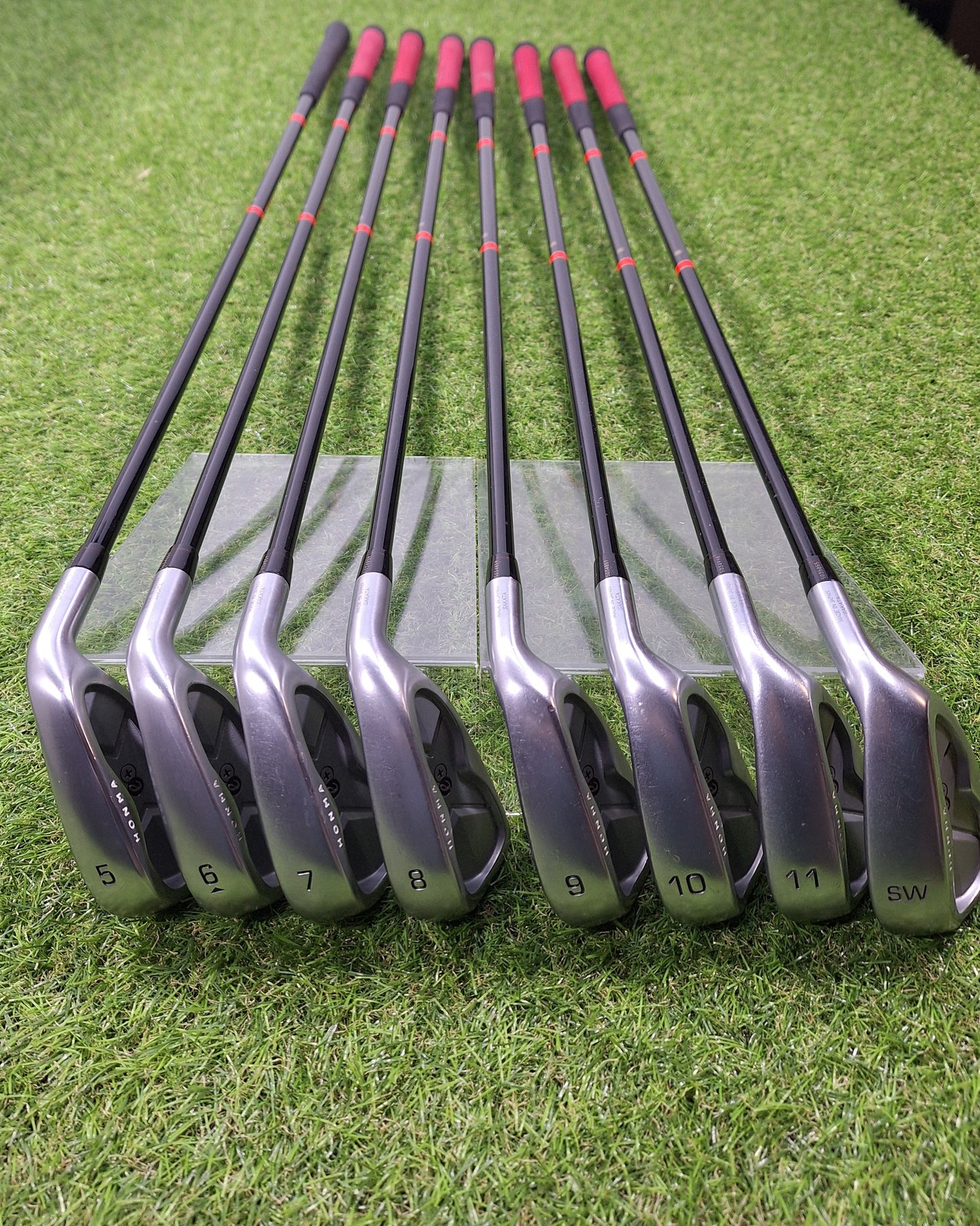 Honma - Athport E+ Irons (2009) - #5-11+SW - Athport 50 Reg - RH - VERY GOOD