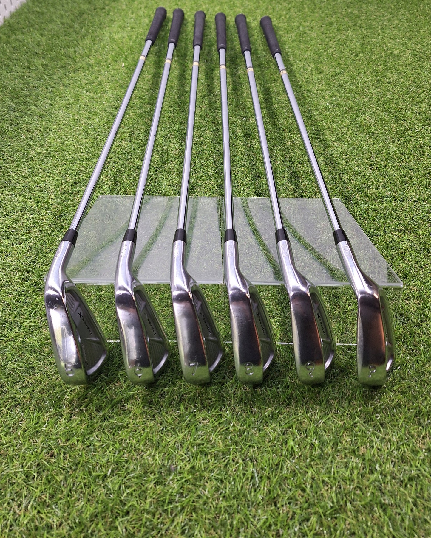 Yamaha - inpres X V Forged Irons (2011) - #5-PW - Dy Gold S200 - RH - VERY GOOD