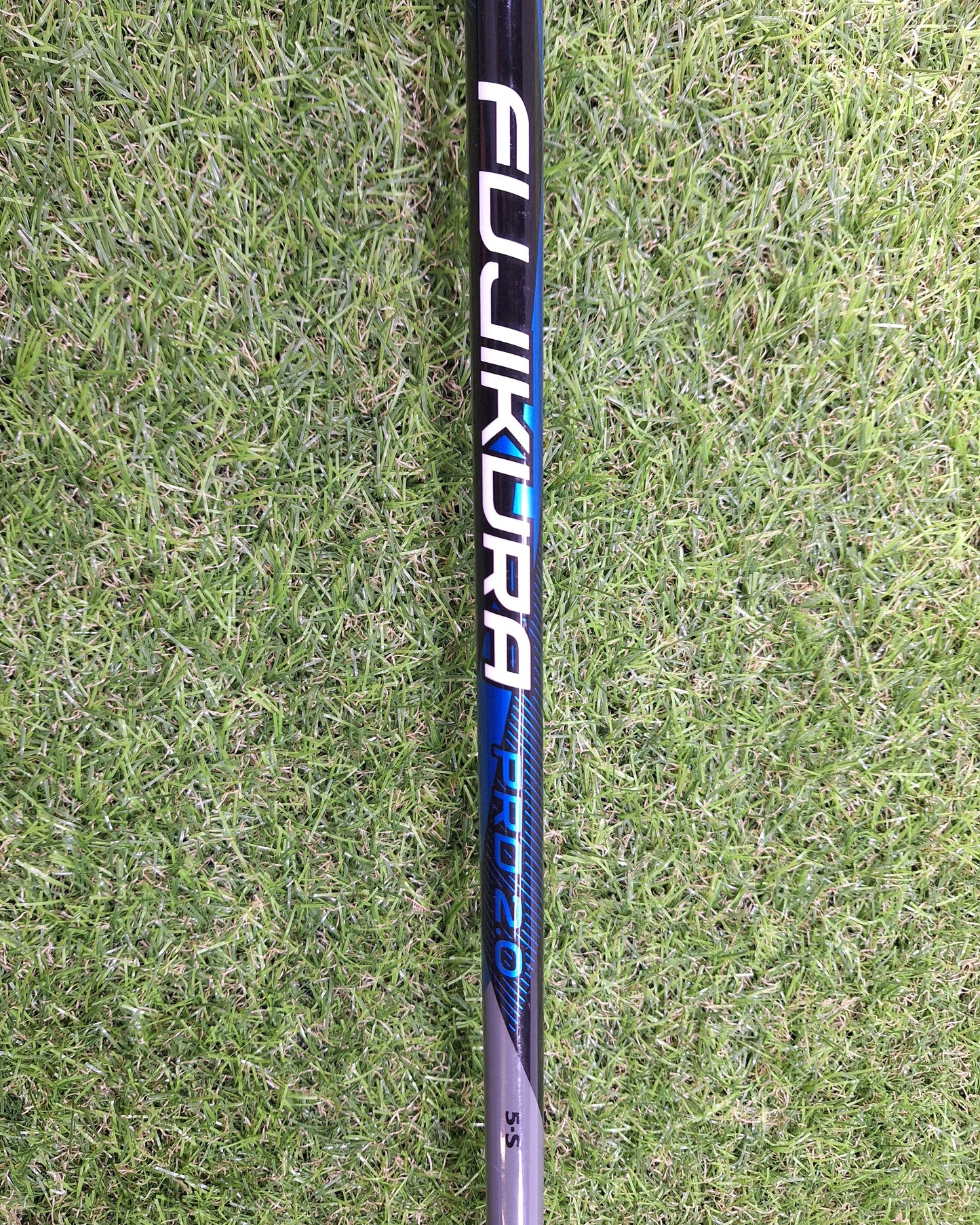 Callaway - Rogue Star Driver (JDM Exclusive)- 9.5 - Fujikura Pro 2.0 Stiff - RH - VERY GOOD