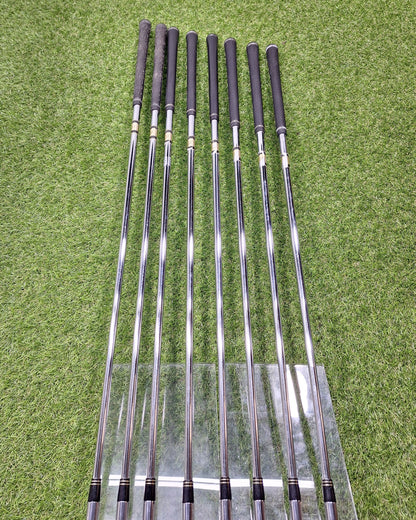 Taylormade - 300 Forged (2000) Irons - #3-PW - Project X Rifle 6.5 - RH - VERY GOOD