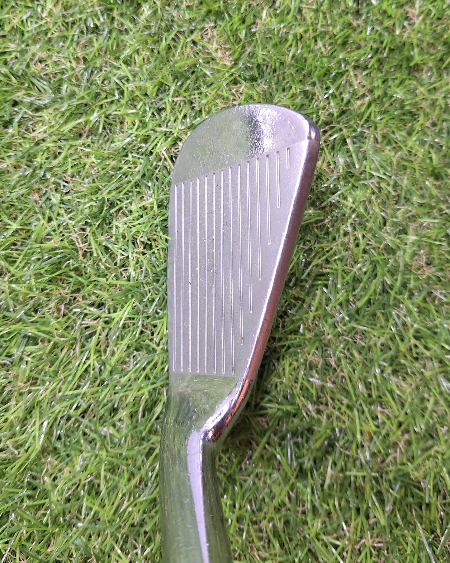 Taylormade - 300 Forged (2000) Irons - #3-PW - Project X Rifle 6.5 - RH - VERY GOOD