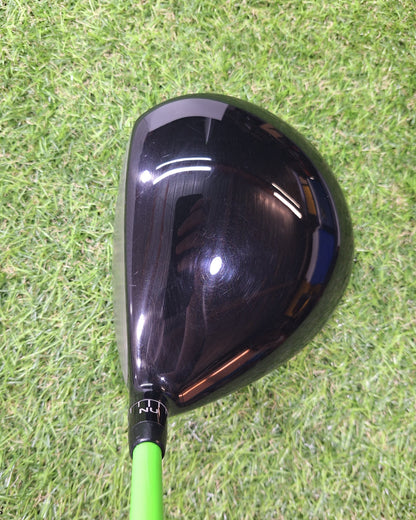 Srixon - Z525 Driver - 9.5 - UST Attas 4U 6 Stiff - RH - VERY GOOD