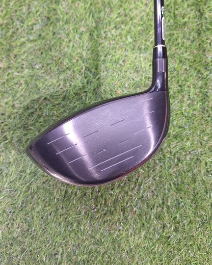 Srixon - Z585 Driver (2018) - 9.5 - Miyazaki Mahana Stiff - RH - VERY GOOD