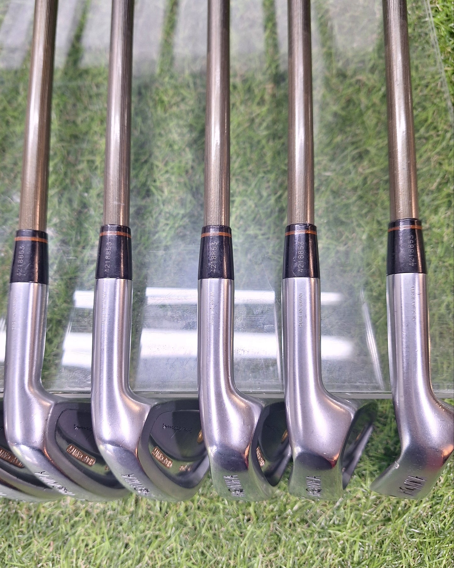 HONMA - LB-708 Irons (1995) - #3-10+SW - 4Star New Super Ferrite Carbon - RH - VERY GOOD