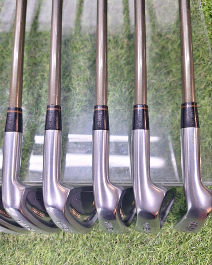HONMA - LB-708 Irons (1995) - #3-10+SW - 4Star New Super Ferrite Carbon - RH - VERY GOOD