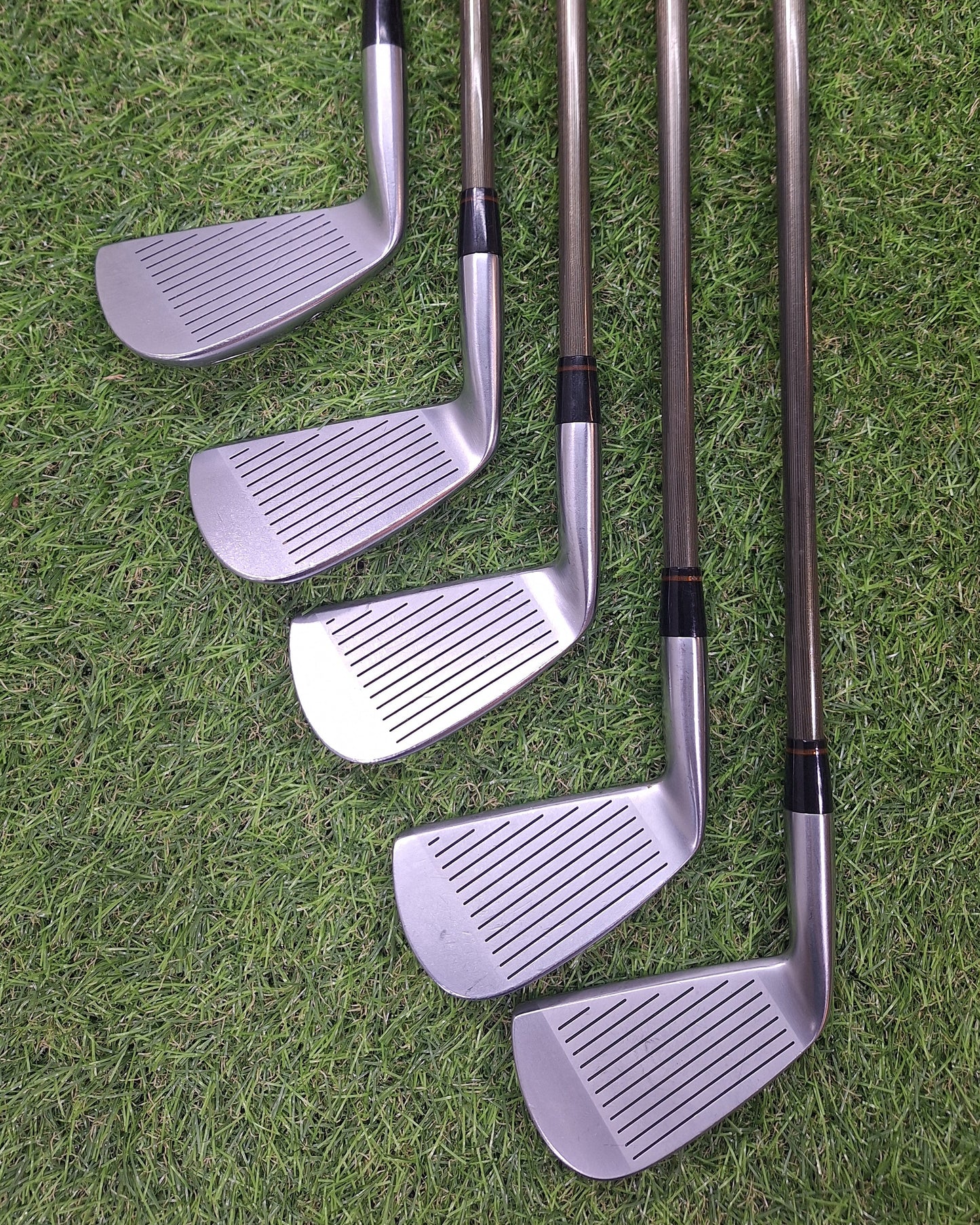 HONMA - LB-708 Irons (1995) - #3-10+SW - 4Star New Super Ferrite Carbon - RH - VERY GOOD