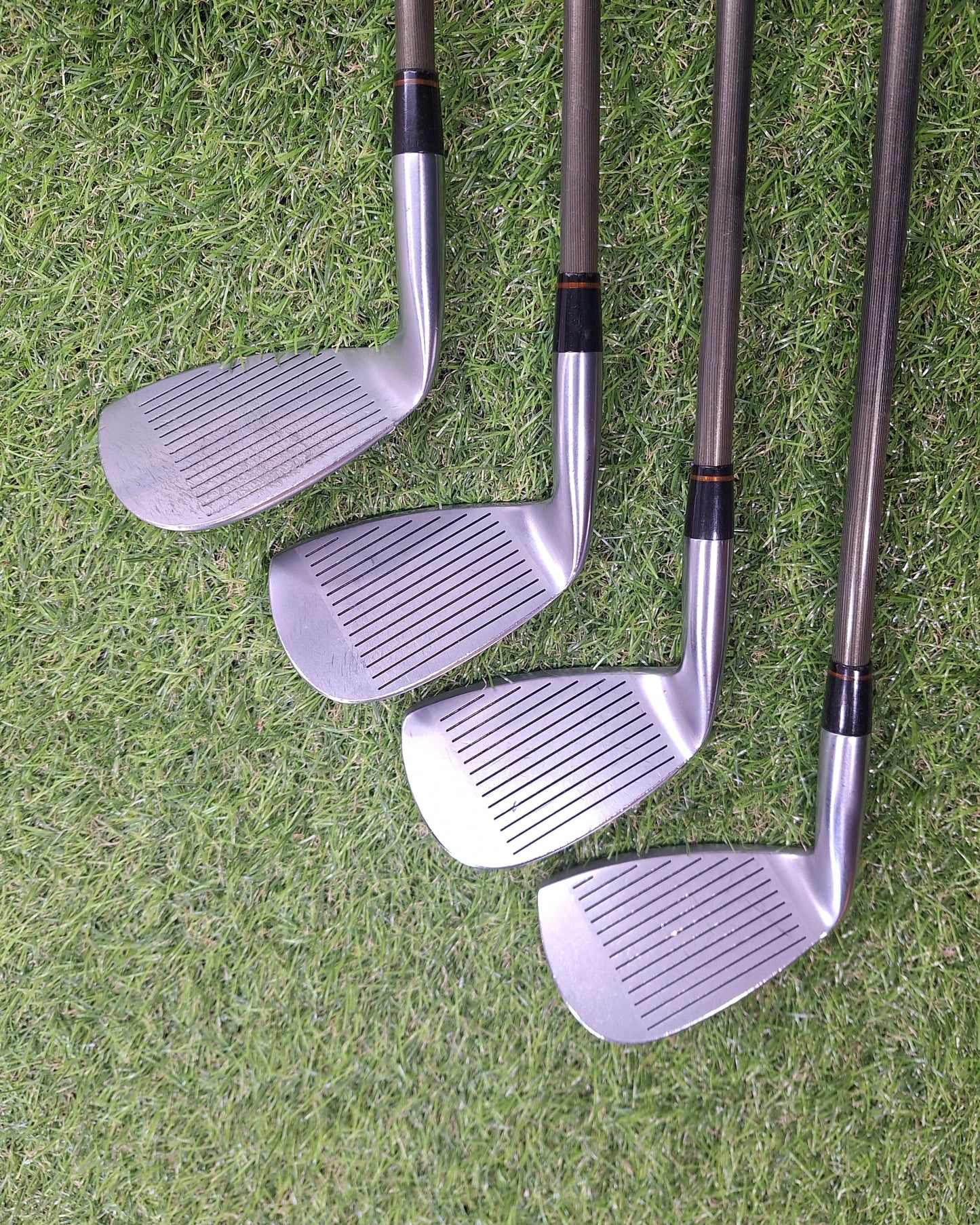 HONMA - LB-708 Irons (1995) - #3-10+SW - 4Star New Super Ferrite Carbon - RH - VERY GOOD