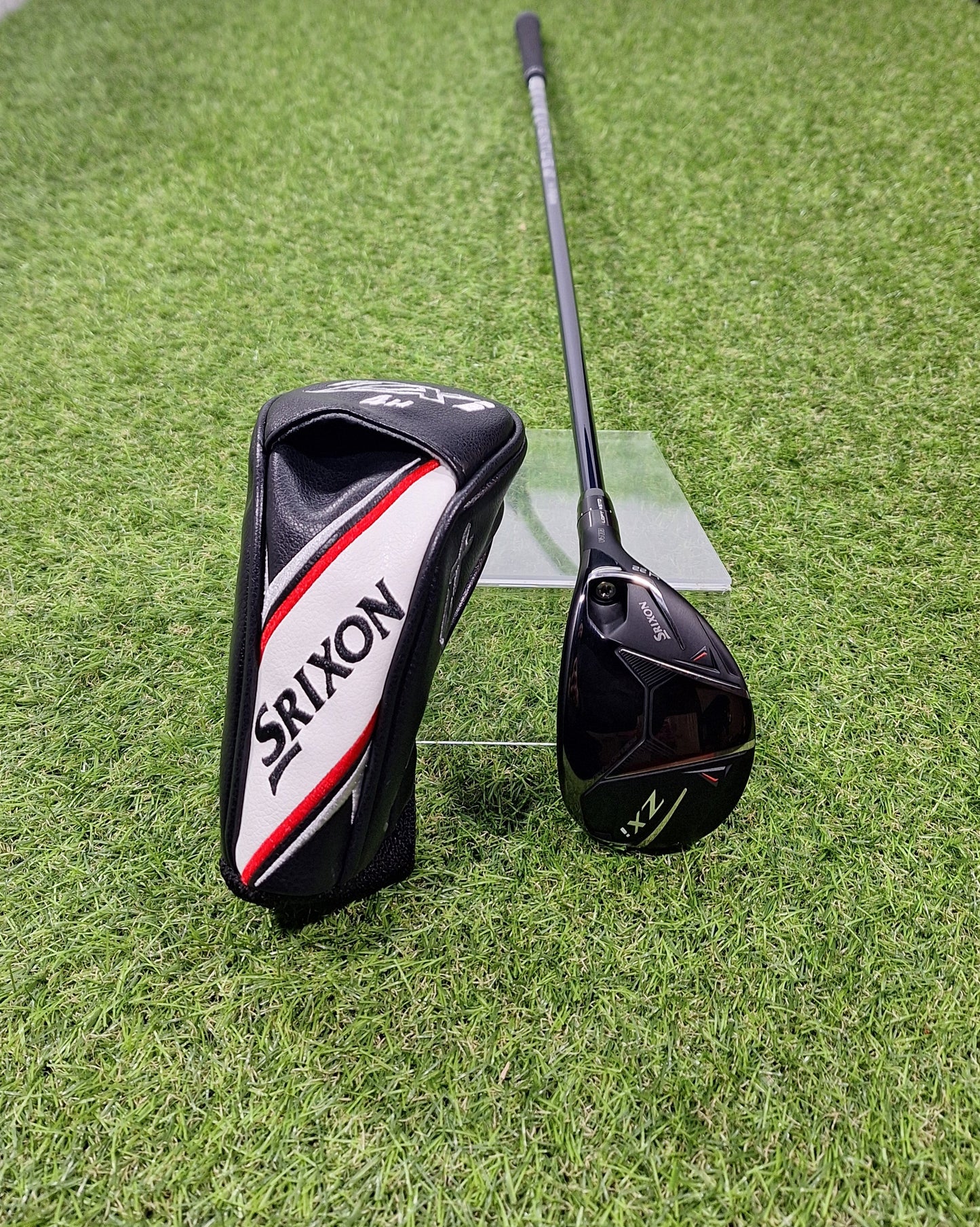 Srixon - ZXi Hybrid (2025) - #4 - Fujikura Ventus TR Blue Reg - RH - EXCELLENT