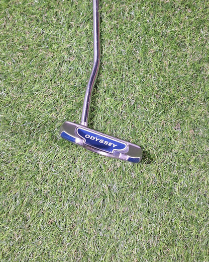 Odyssey - White Hot RX V-Line Fang - 34 Inch - RH - VERY GOOD