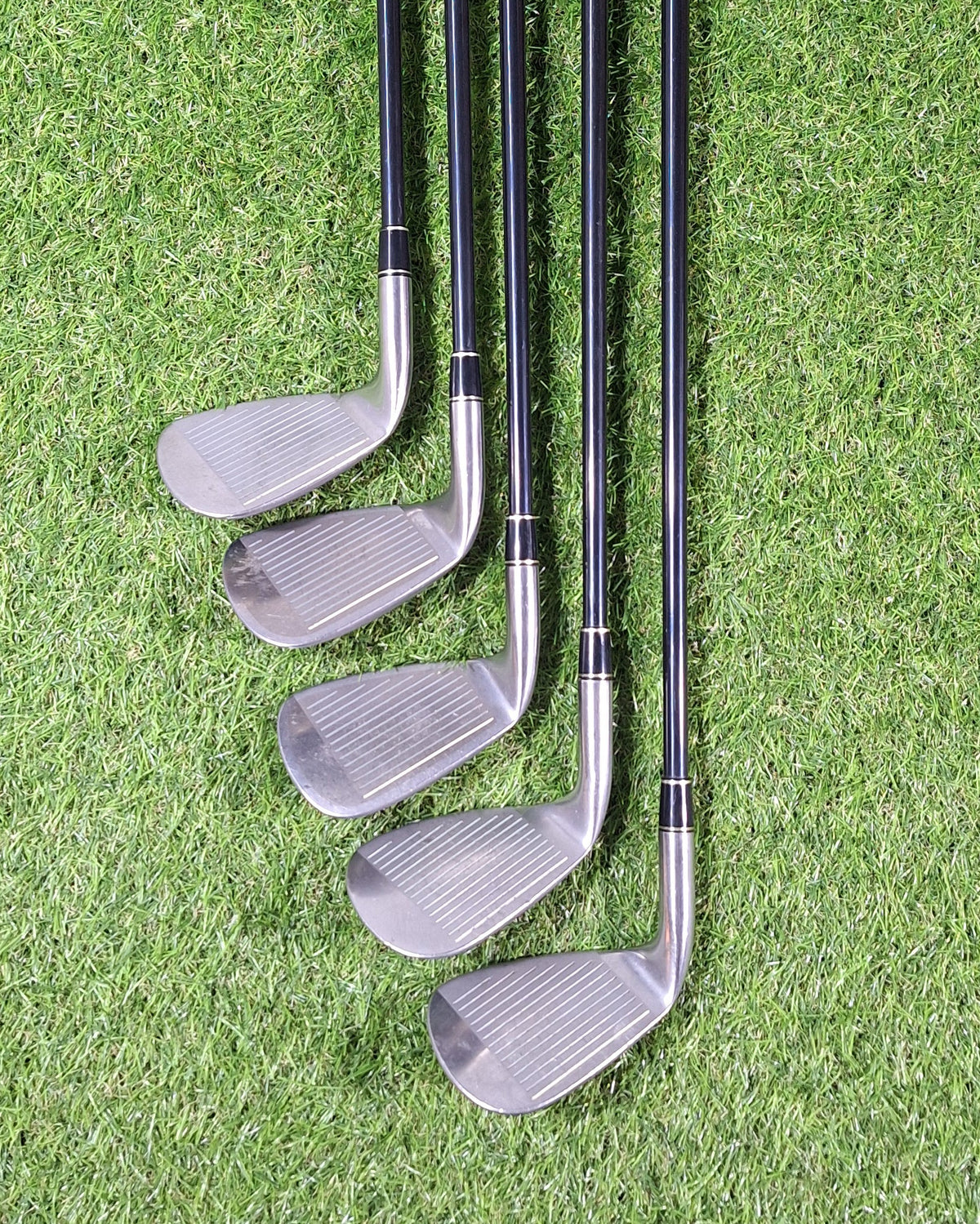 Bridgestone - Tourstage ViQ Irons - #3-PW+P/S+SW - TSI-50 Stiff - RH - VERY GOOD