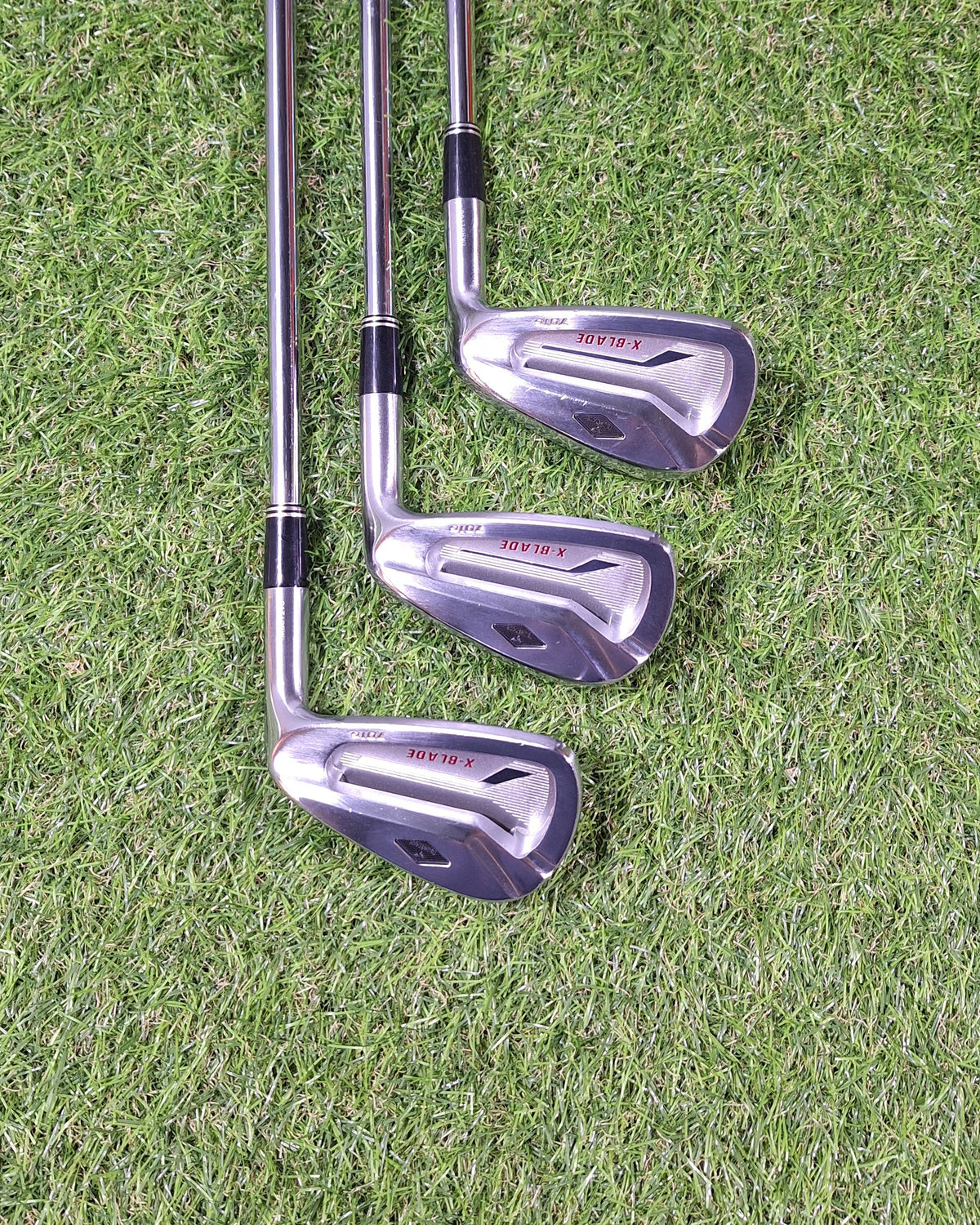 Bridgestone - Tourstage X-Blade 701G Irons - #5-PW - Dy Gold S200 - RH - VERY GOOD