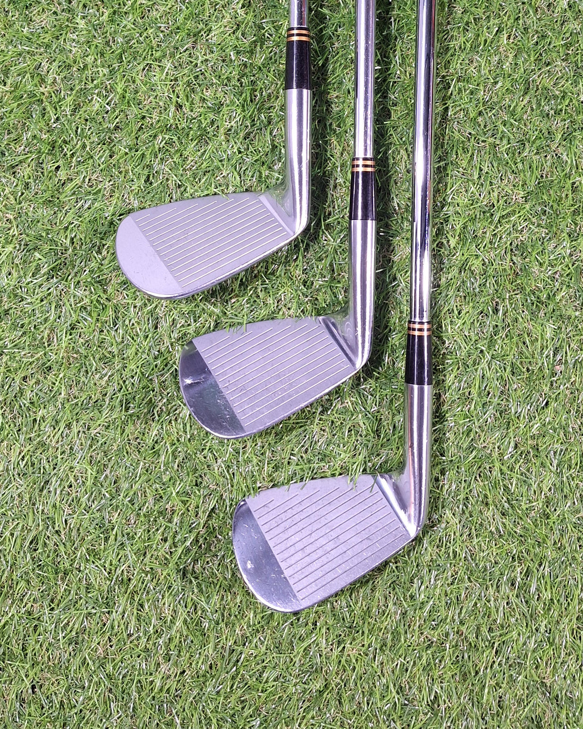 Bridgestone - Tourstage X-Blade CB Irons - #5-PW - Dy Gold S200 - RH - VERY GOOD