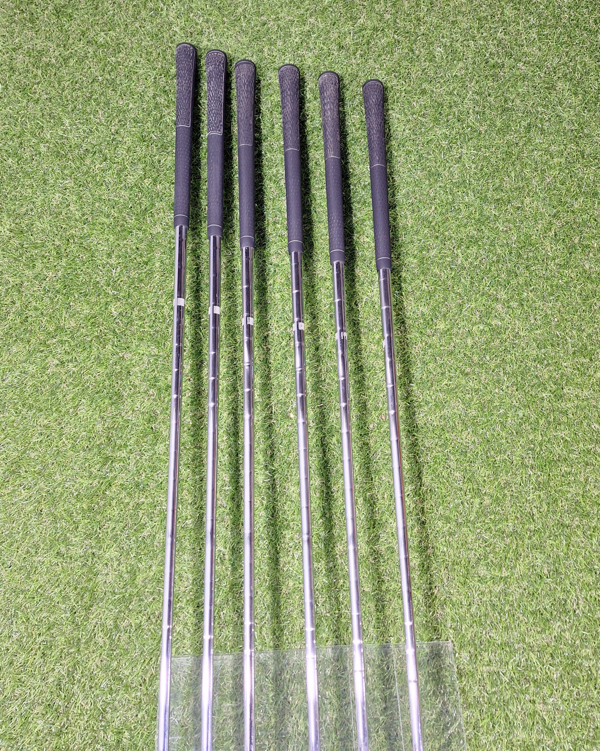 XXIO - XXIO (2006) Irons - #5-PW - NS PRO 950GH Stiff - RH - GOOD