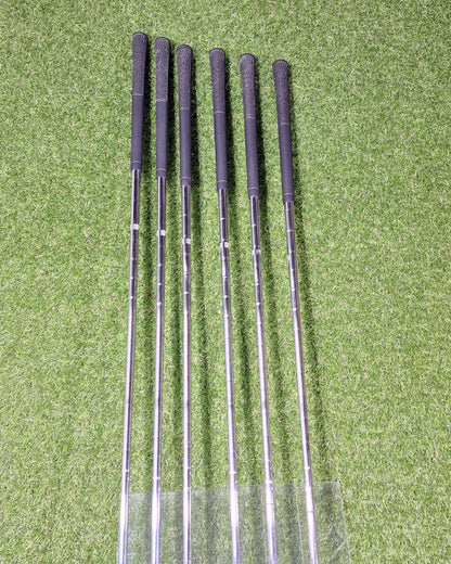 XXIO - XXIO (2006) Irons - #5-PW - NS PRO 950GH Stiff - RH - GOOD