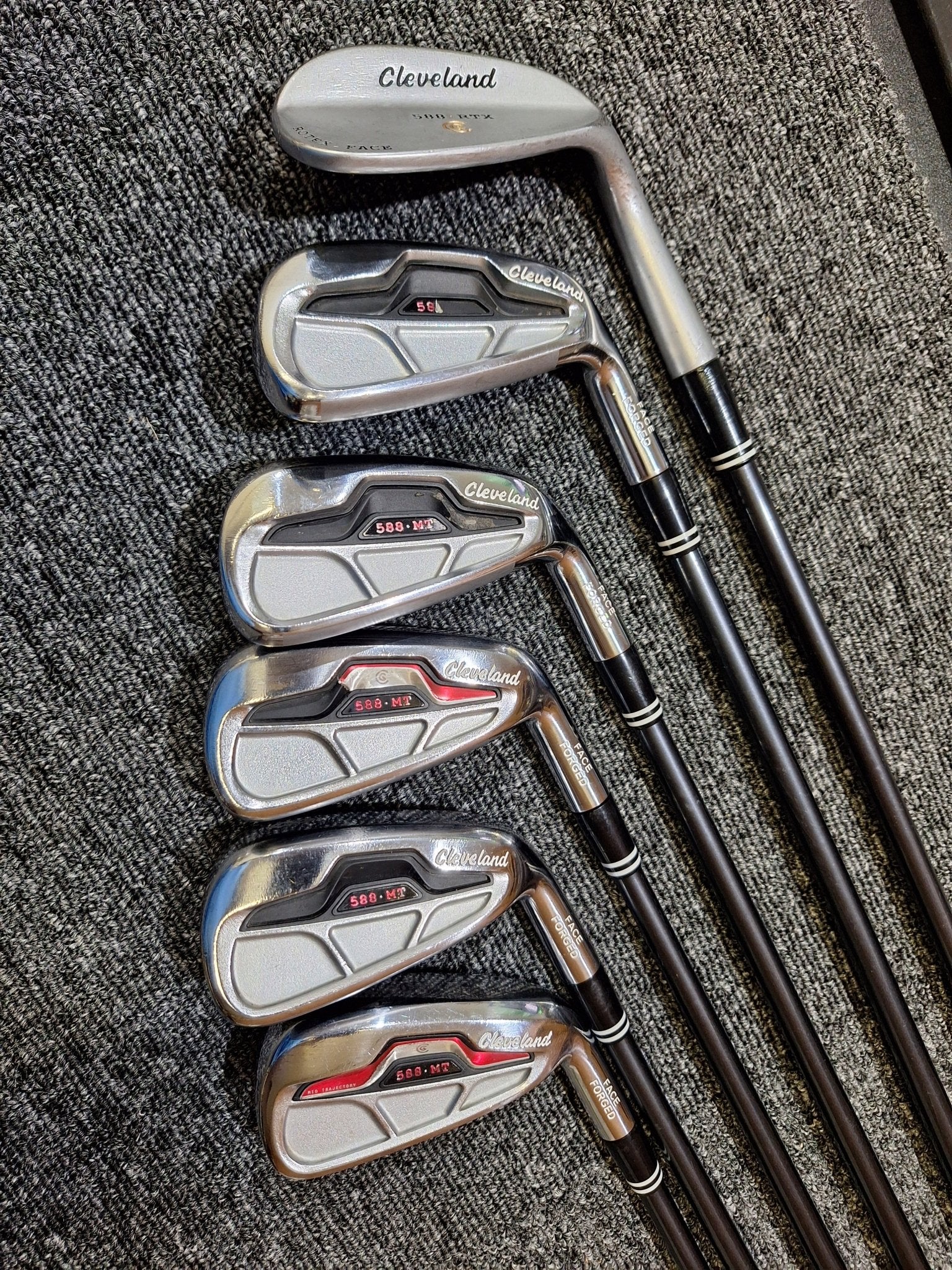 Cleveland - 588 MMT Irons - #6 - GW - Women's Flex Graphite - Right Hand - Shams Golf Exchange