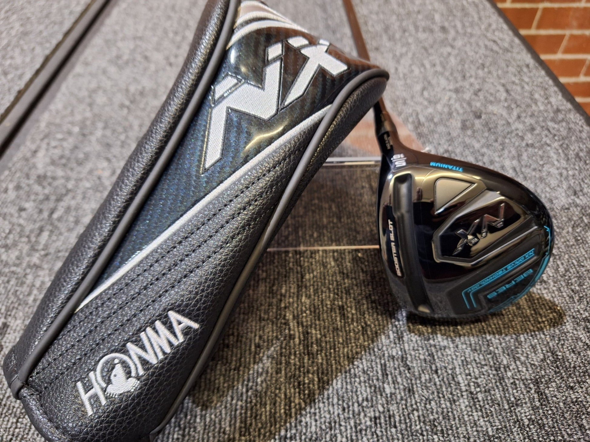 Honma - Beres NX (2023) - 5 Wood (18 Deg) - Vizard 45 Stiff Regular - Right Hand - Shams Golf Exchange