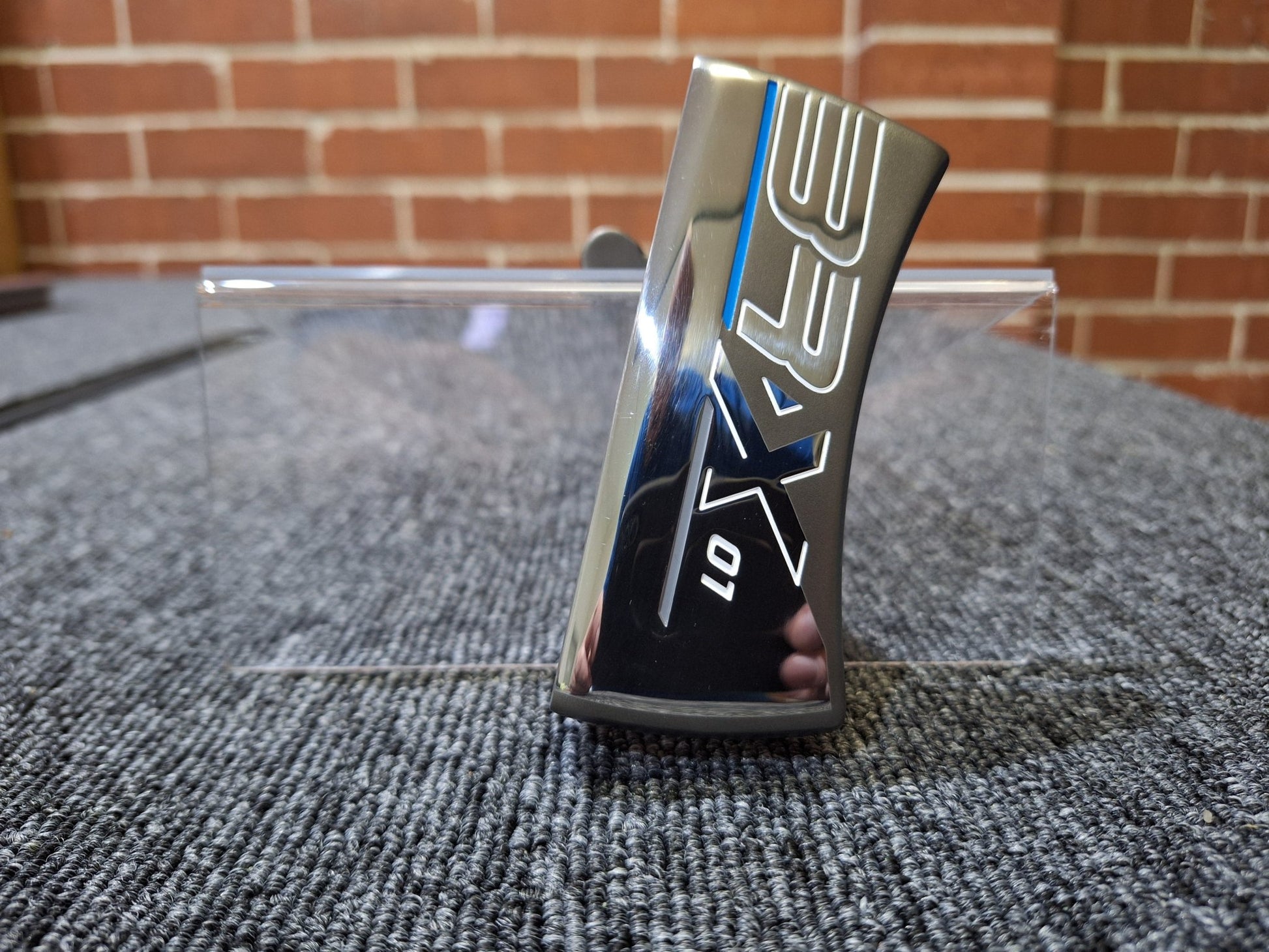 Mizuno - BR - X 01 Putter - 34 Inch - Right Hand - Shams Golf Exchange