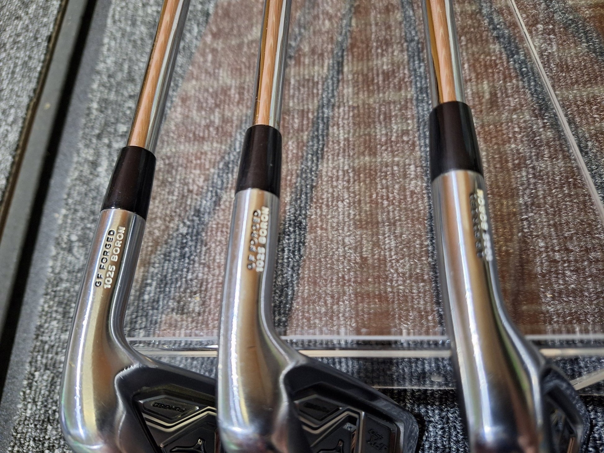 Mizuno - JPX 850 Forged - #5 - PW - NS PROGH HT - Stiff - Right Hand - Shams Golf Exchange