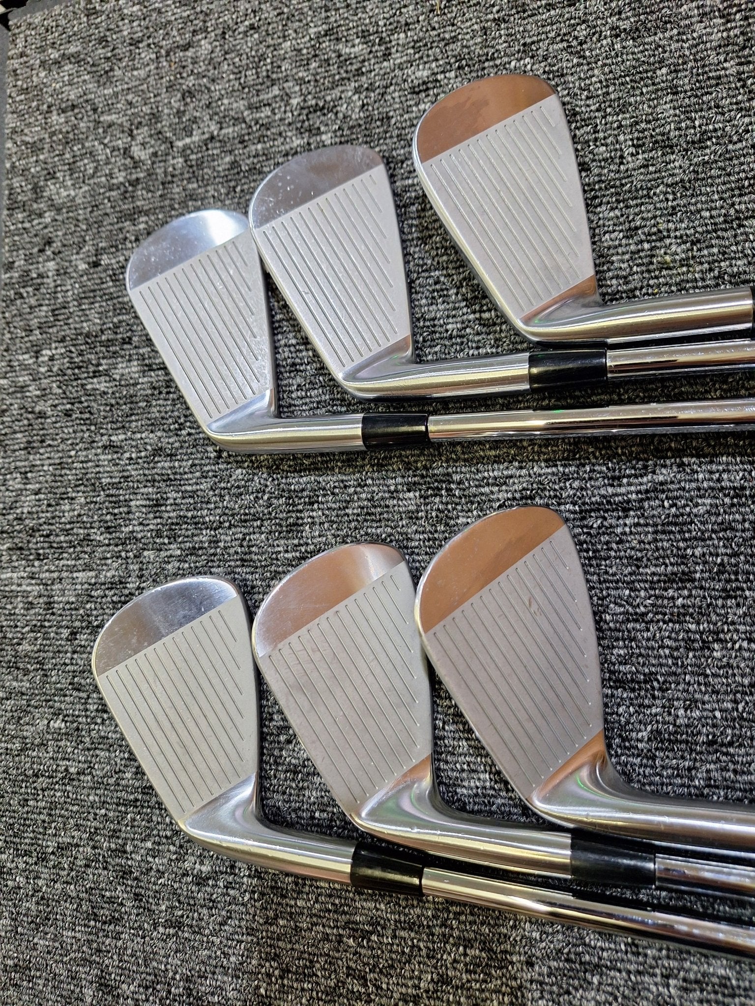 Mizuno - JPX 850 Forged - #5 - PW - NS PROGH HT - Stiff - Right Hand - Shams Golf Exchange