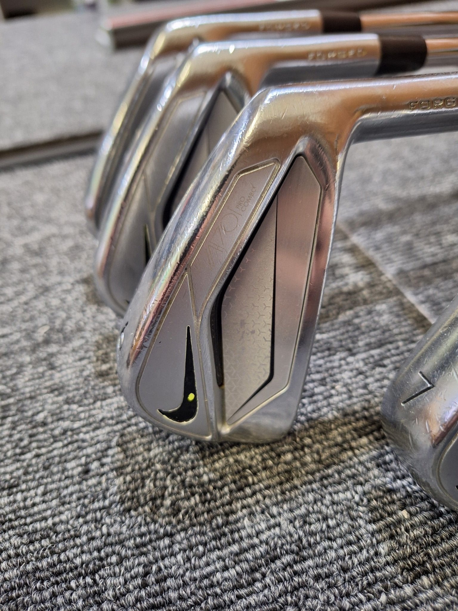 Nike - Vapor Pro Combo Irons - #4 - PW - Stiff Steel - Right Hand - Shams Golf Exchange