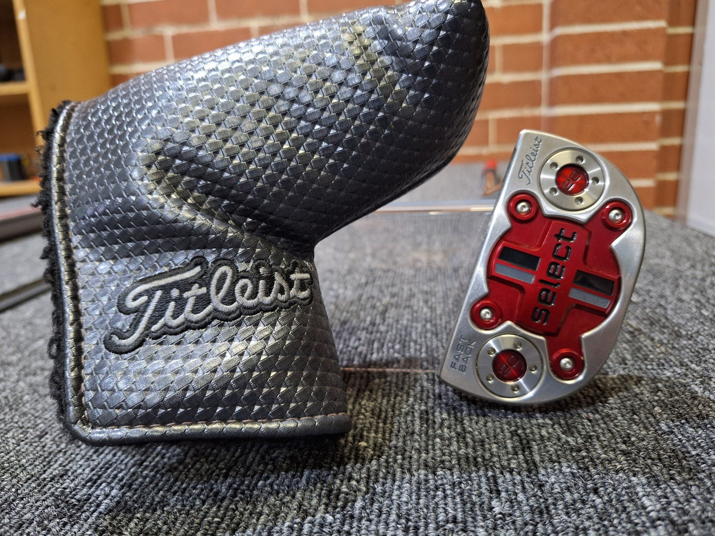 Scotty Cameron - Select Fastback (2016) - 33.5" - Right Hand - Shams Golf Exchange