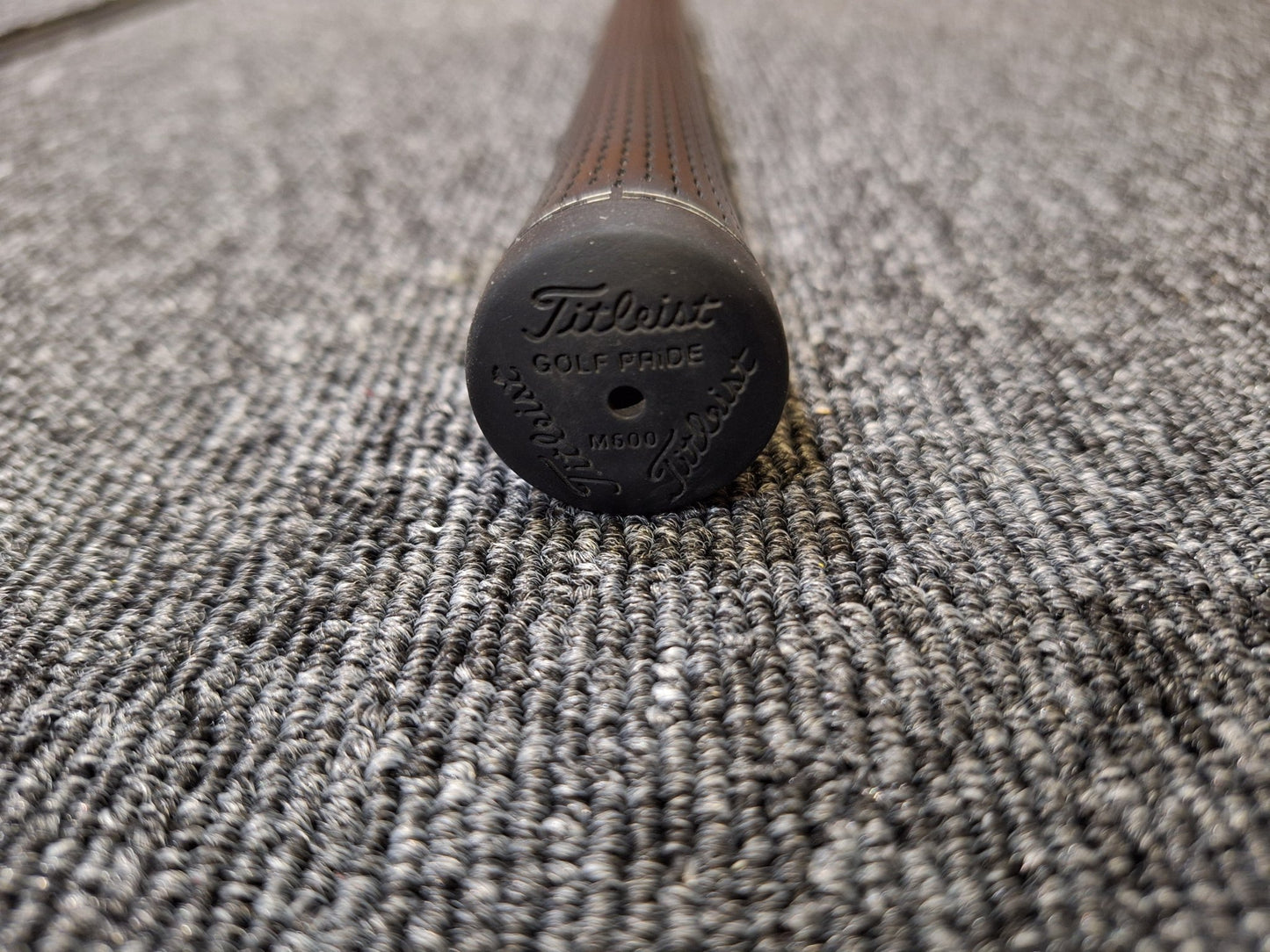 Titleist - 913 D3 Driver - 9.5 - UST ATTAS 4U 6 Stiff - Right Hand - Shams Golf Exchange