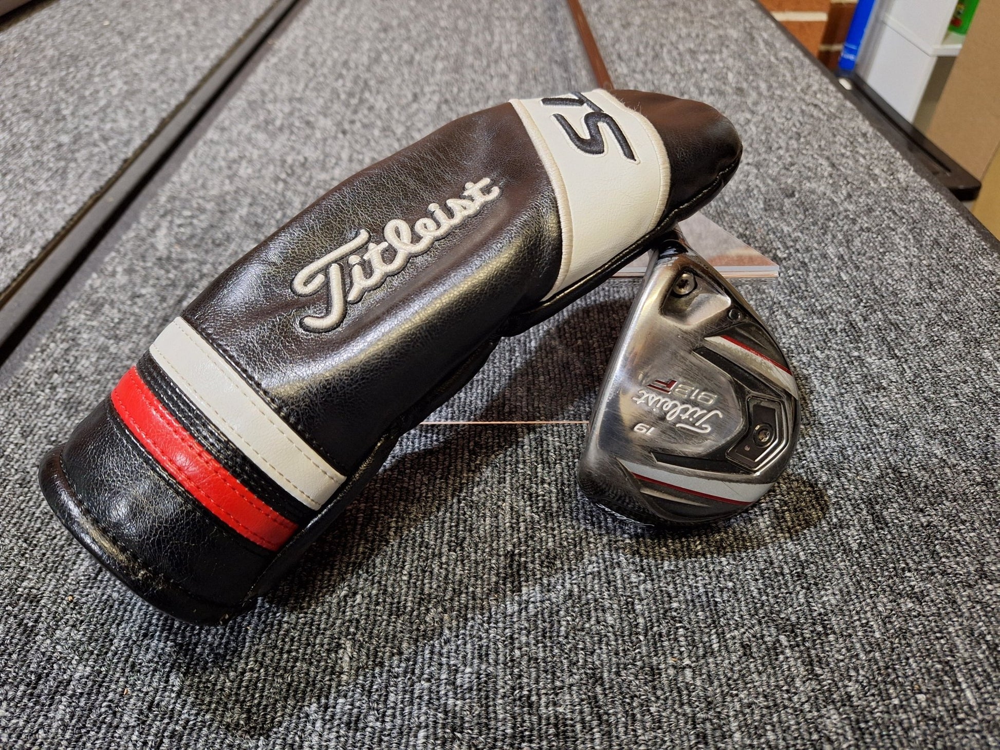Titliest - 913F - #5 Wood - Reg Flex - Right Hand - Shams Golf Exchange