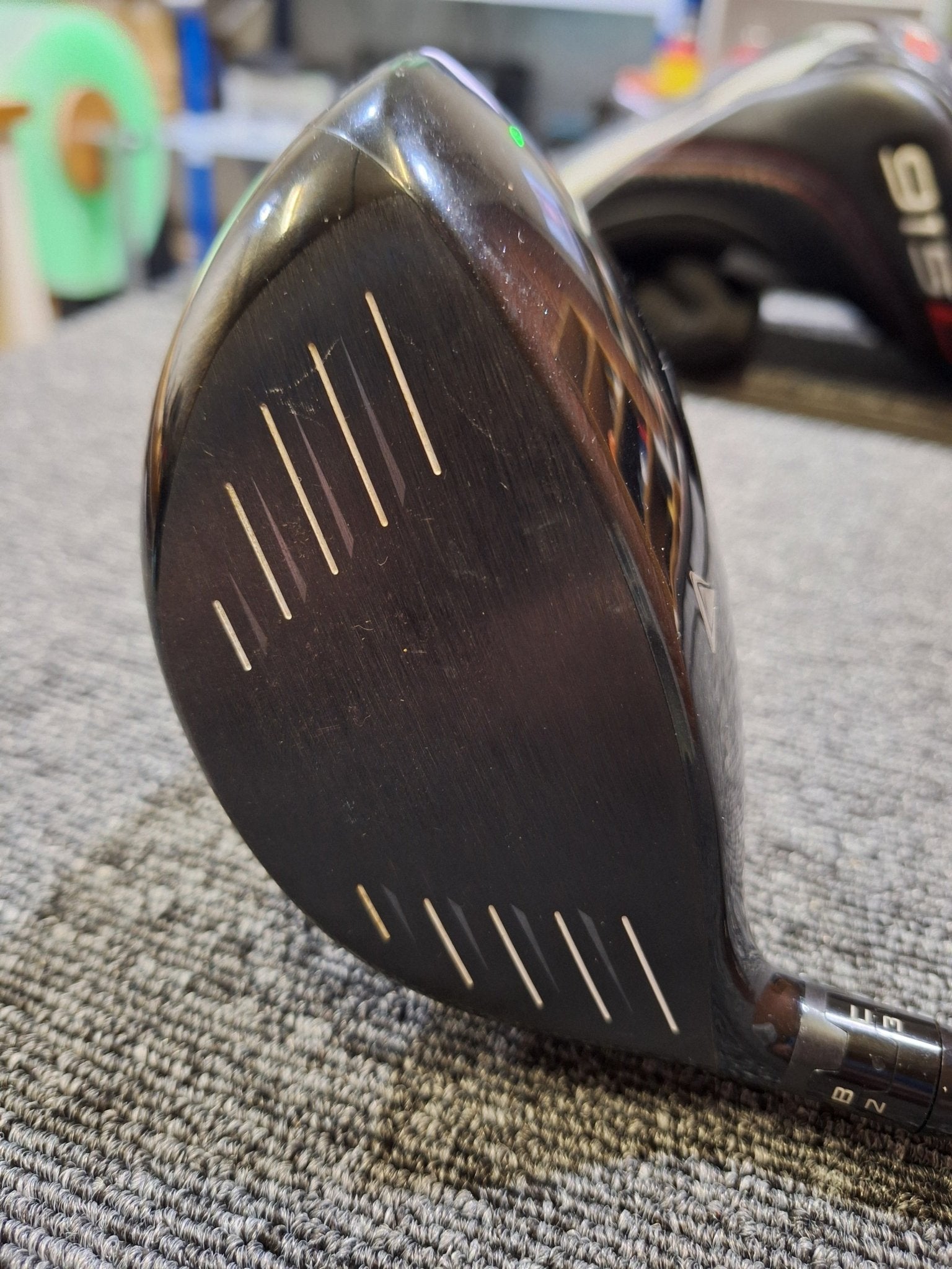 Titliest - 915 D2 Driver - 9.5 Deg - Stiff - Right Hand - Shams Golf Exchange