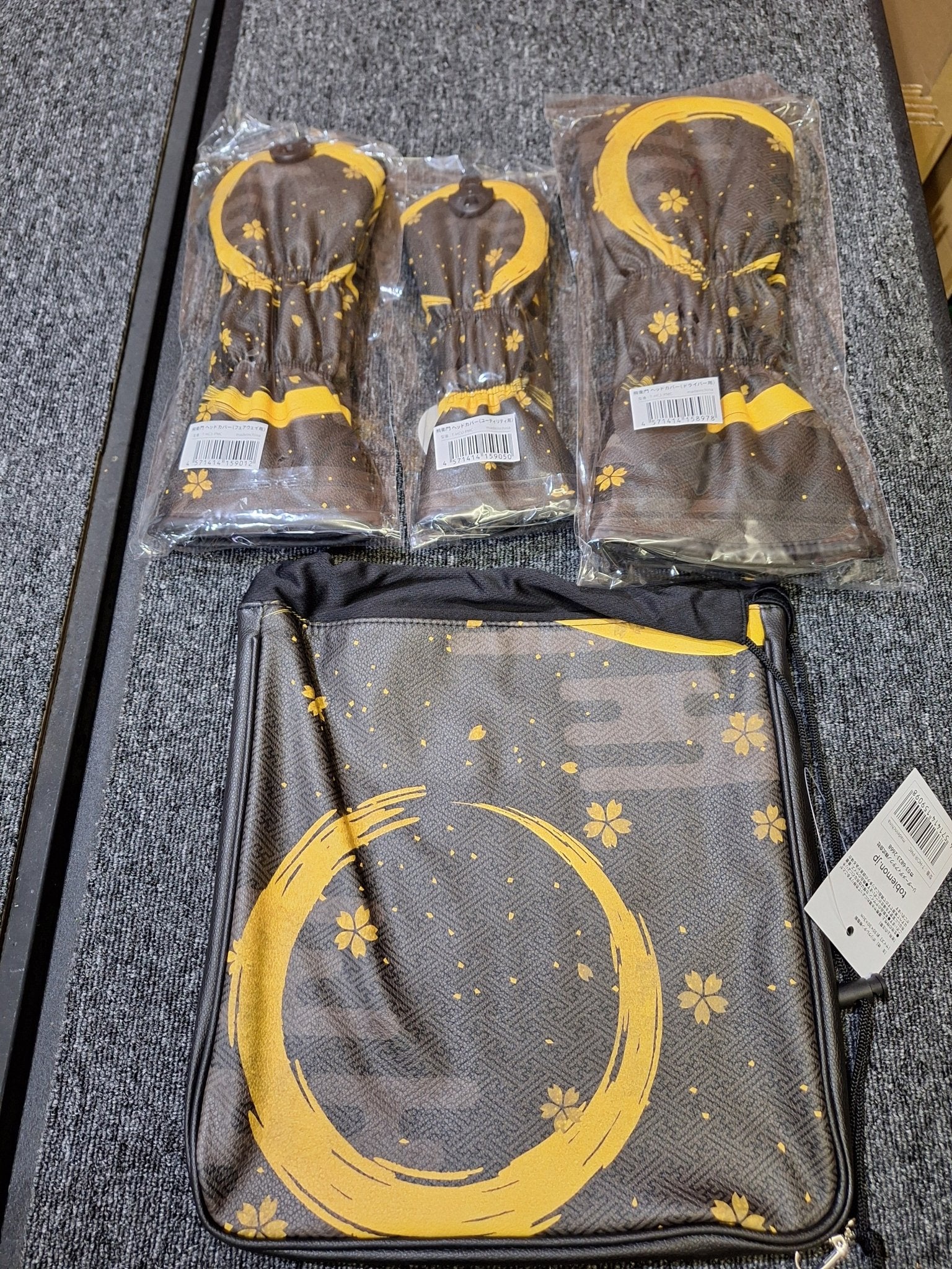 Tobiemon - Headcover 4 Piece Set - Driver, Fwy, Hyb, Iron Set - Moon and Sukura - Shams Golf Exchange